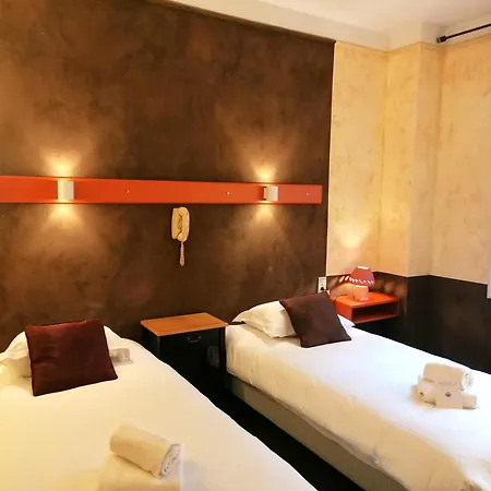 Bar Aux Armes D'estaing - Kb Group