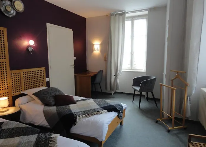 Bar Aux Armes D'estaing - Kb Group Estaing (Aveyron)