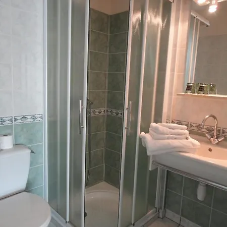 Restaurant Aux Armes D'estaing - Kb Group Hotel Estaing (Aveyron)
